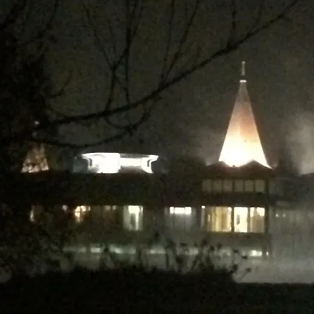 Lake Apartment 公寓 *