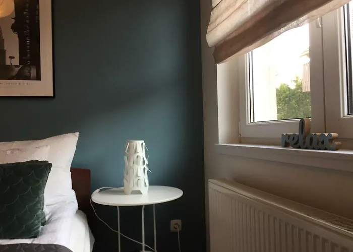 Lake Apartment アパート *