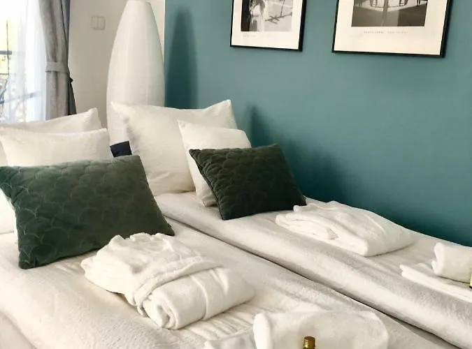 Lake Apartment * ヘーヴィーズ