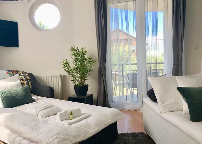 Lägenhet Lake Apartment